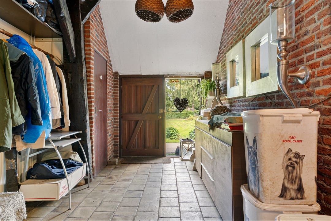 Photo 8 of Oosteinde 16