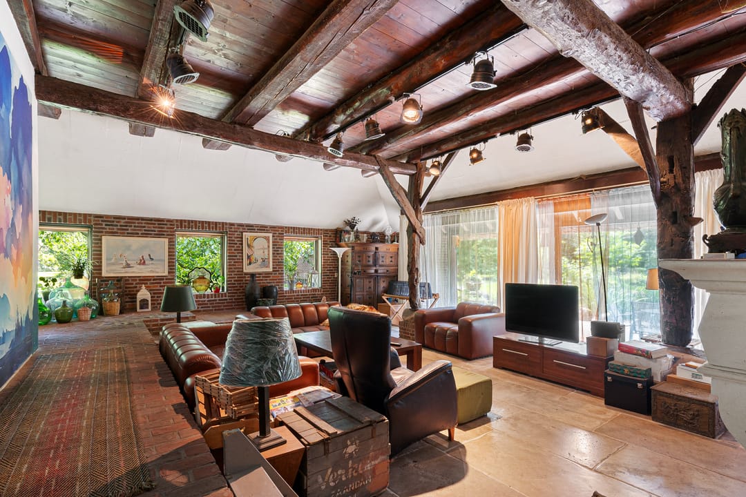 Photo 11 of Oosteinde 16