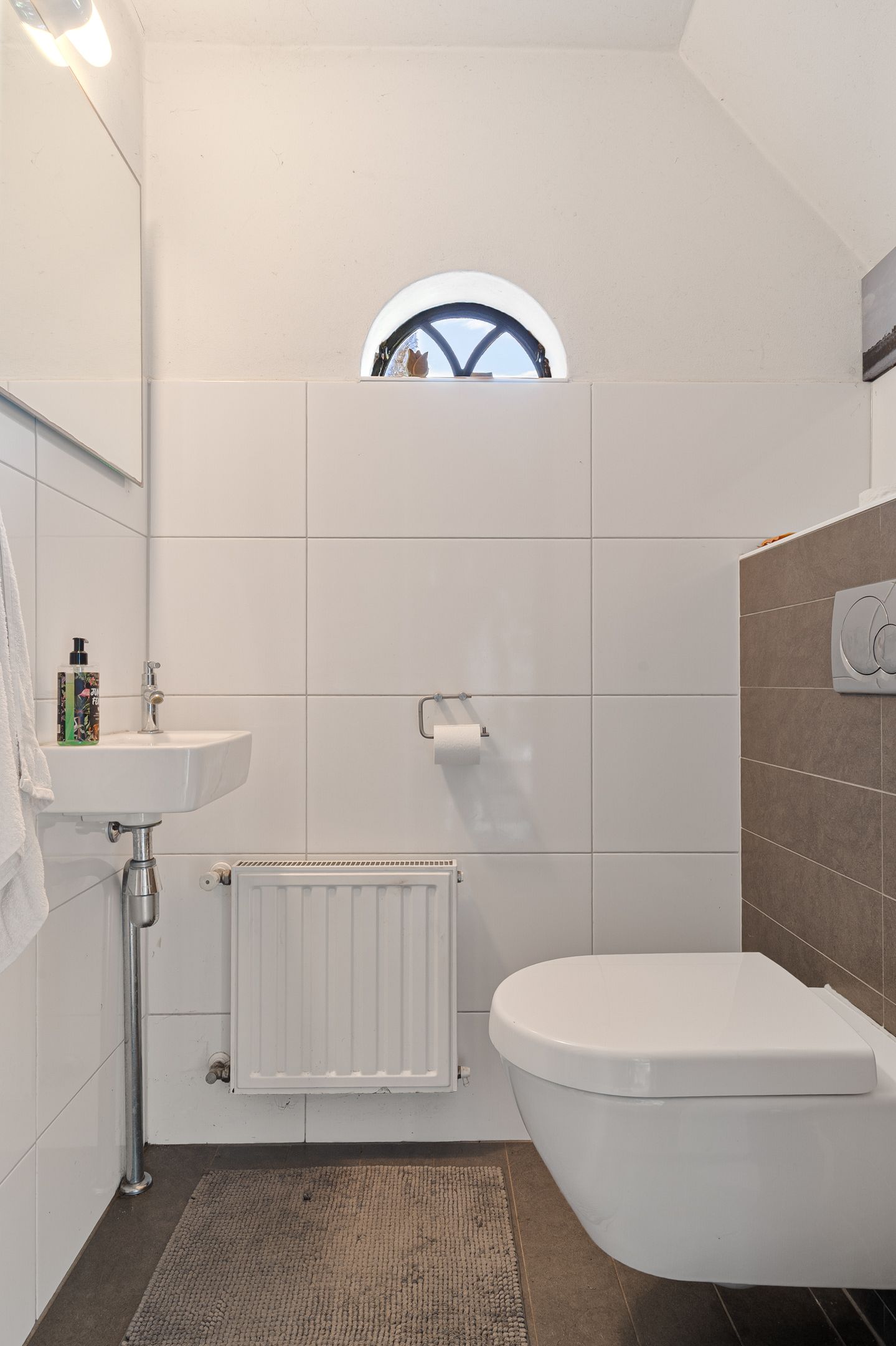 Photo 30 of Oosteinde 16