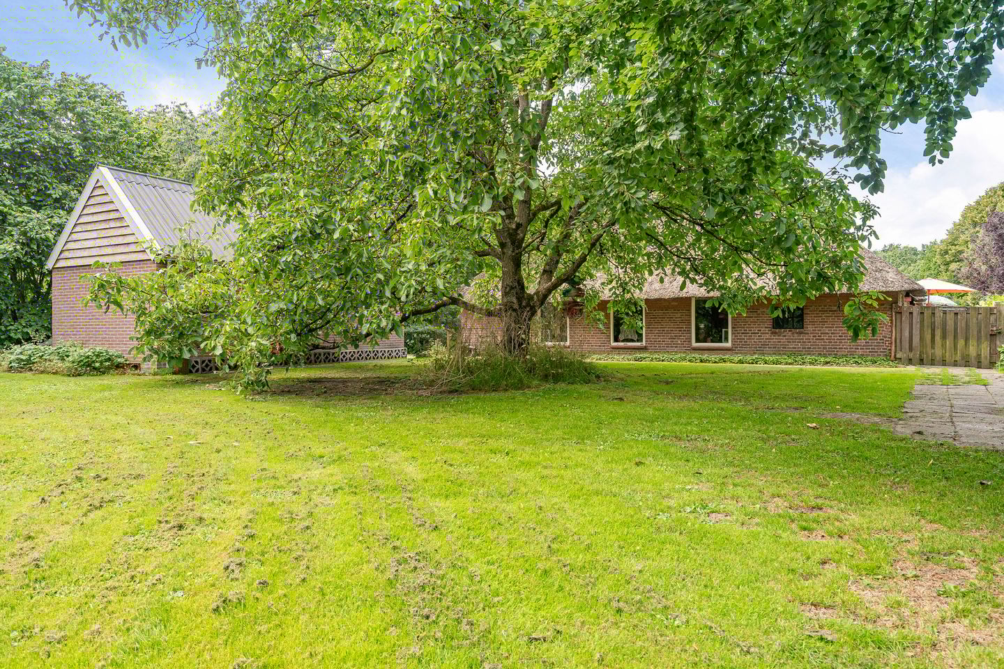 Photo 34 of Oosteinde 16