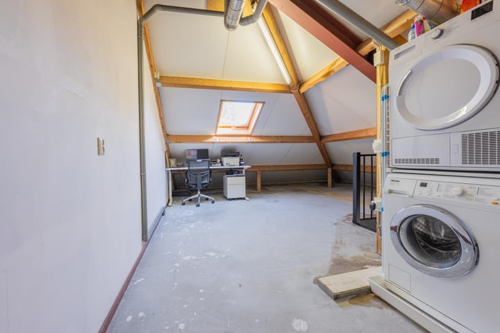 Photo 55 of Notarisappel 220