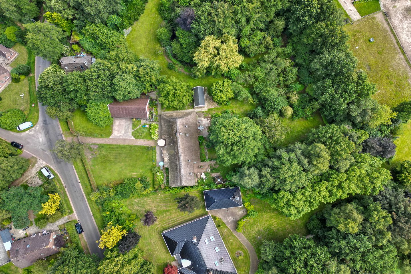 Photo 40 of Oosteinde 16