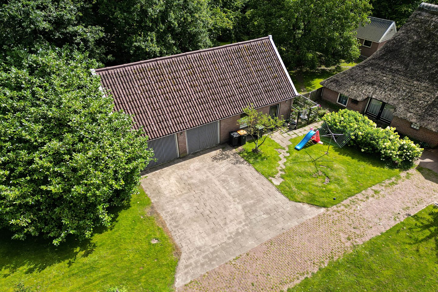 Photo 44 of Oosteinde 16