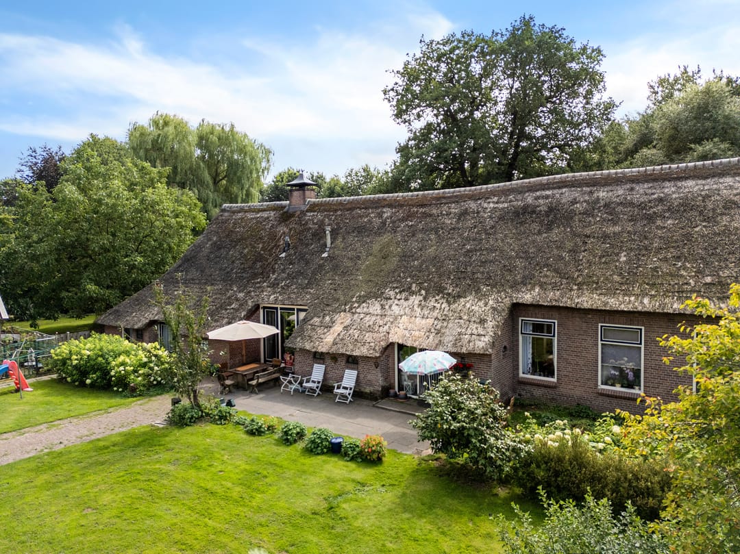 Photo 46 of Oosteinde 16