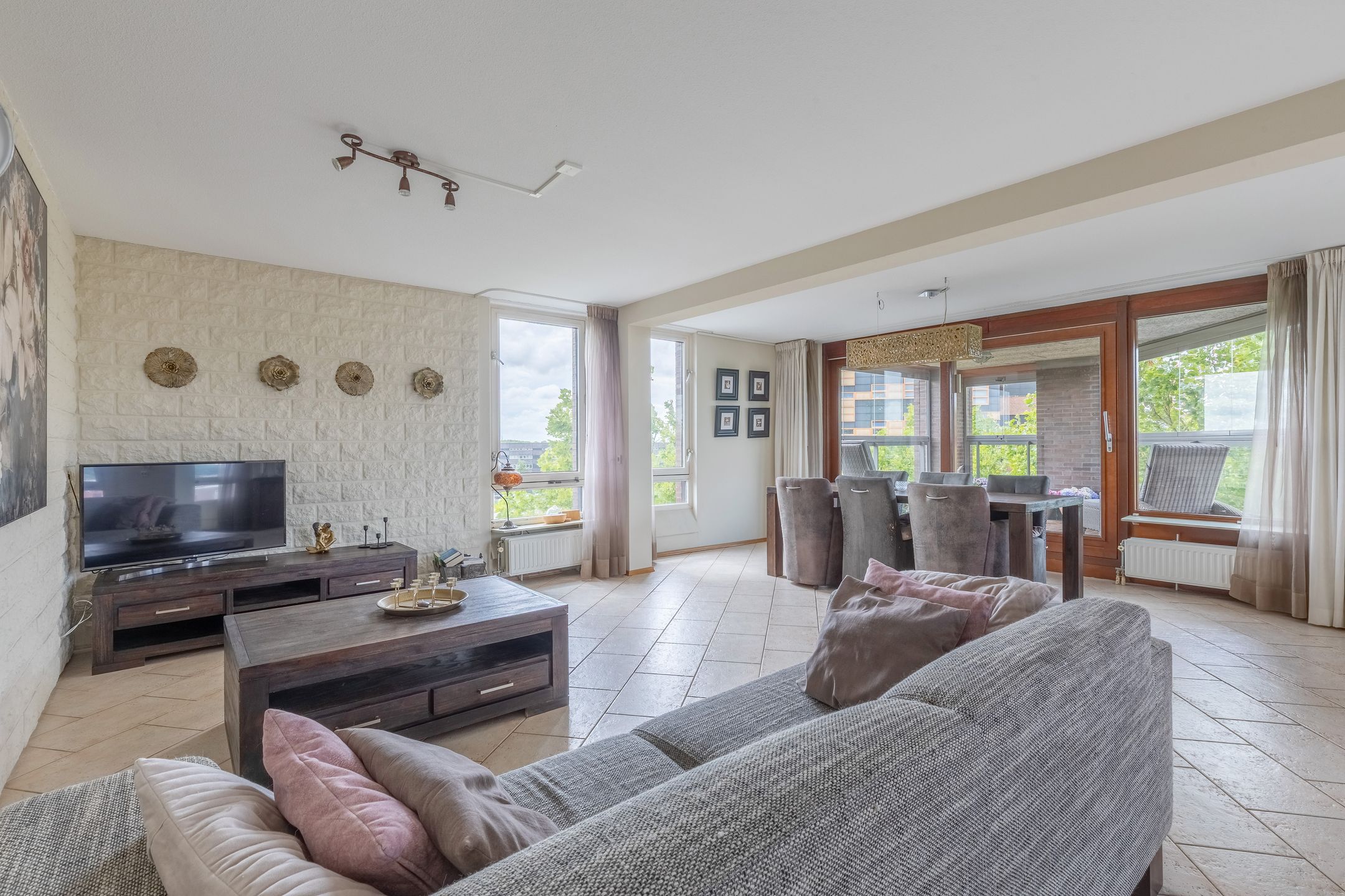 Photo 12 of Pieter Calandlaan 668