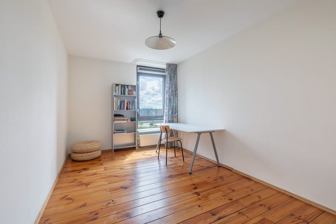 Photo 22 of Pieter Calandlaan 668