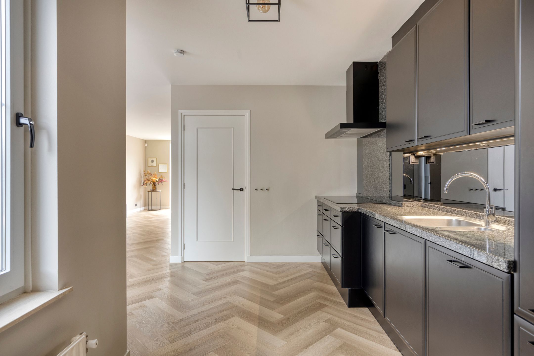 Foto 18 van Marie Curiestraat 1