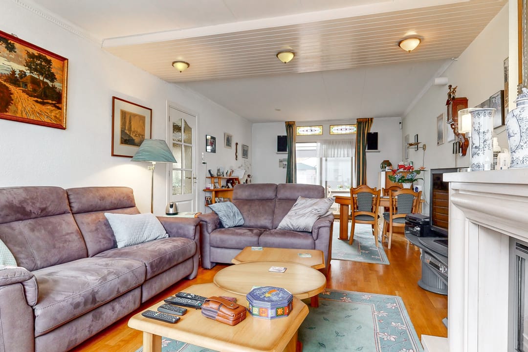 Photo 2 of Leeuwenstraat 16