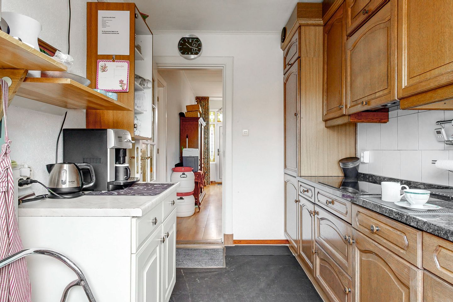 Photo 10 of Leeuwenstraat 16