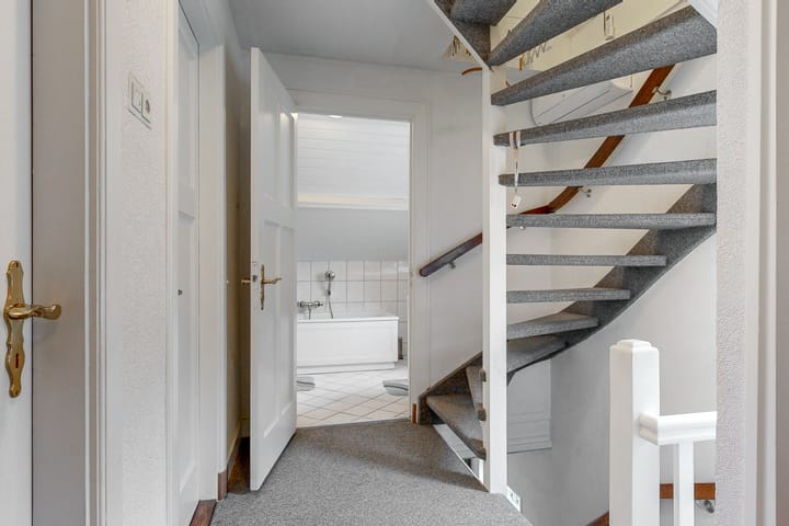 Foto 12 van Leeuwenstraat 16