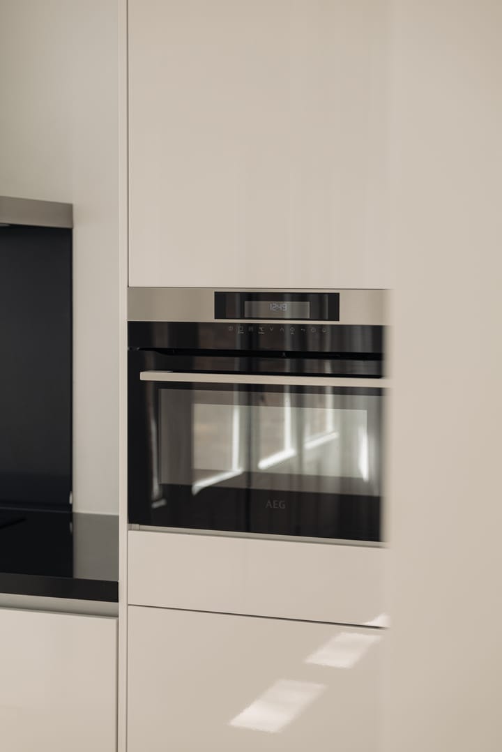 Photo 6 of Wouwermanstraat 33-2