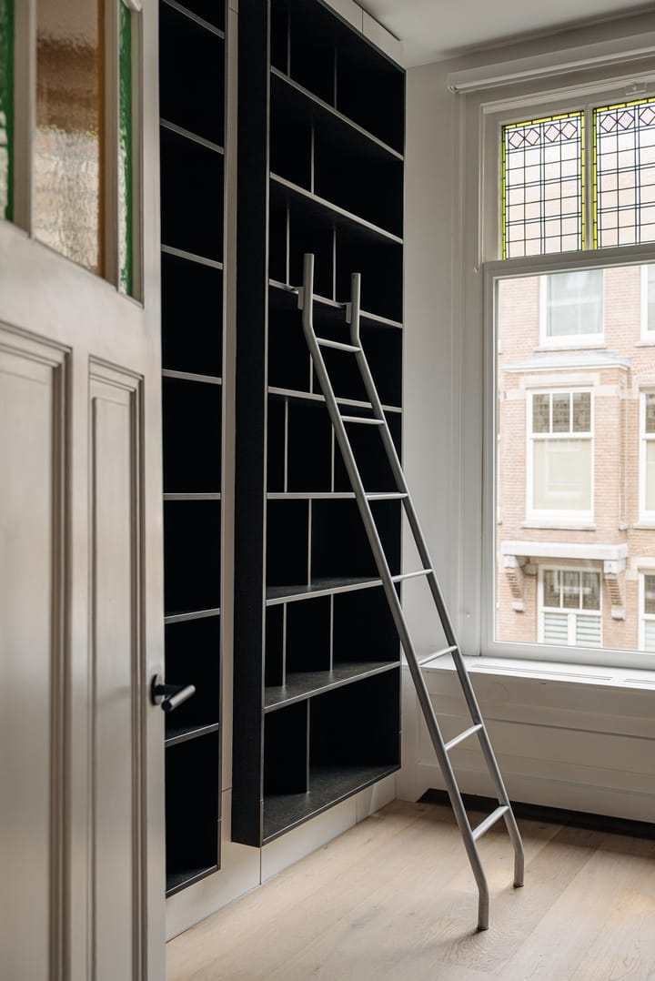 Photo 18 of Wouwermanstraat 33-2