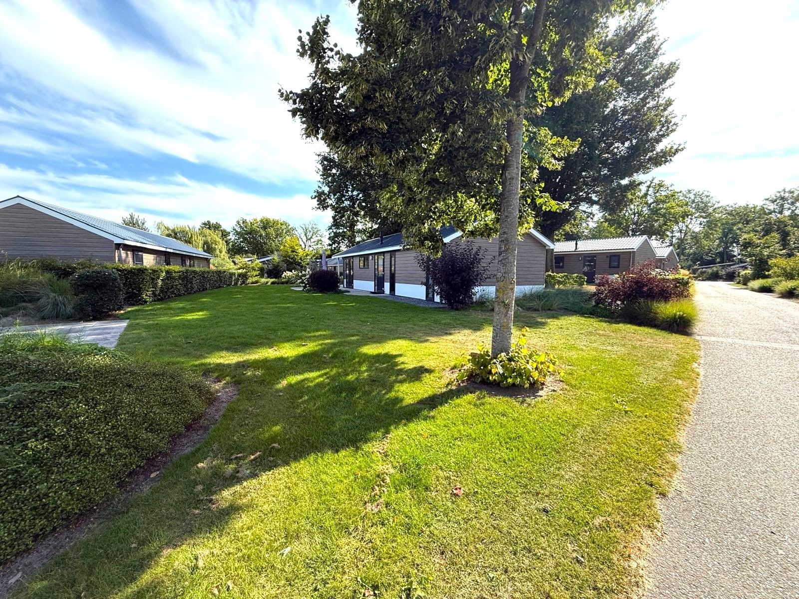 3-bedroom freehold villa in Biddinghuizen — photo 2 of 5