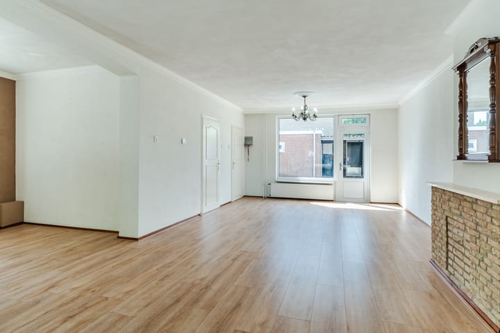 Foto 2 van Karmijnstraat 52