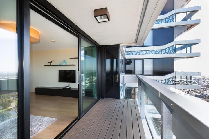 Foto 3 van Anna van Buerenplein 245