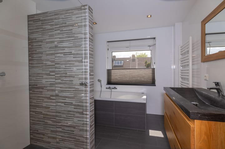 Foto 14 van Raiffeisenlaan 39