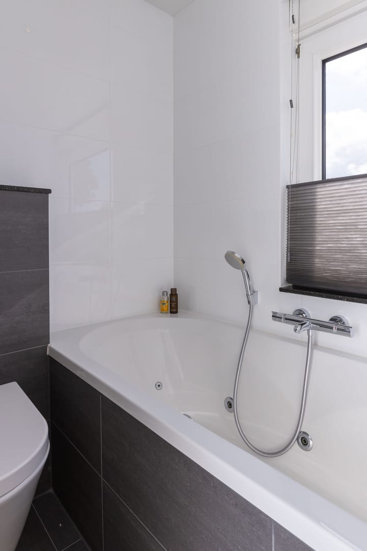 Foto 15 van Raiffeisenlaan 39