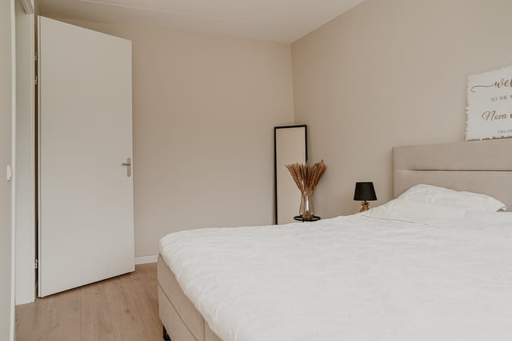 Foto 13 van Tinbergenplantsoen 39