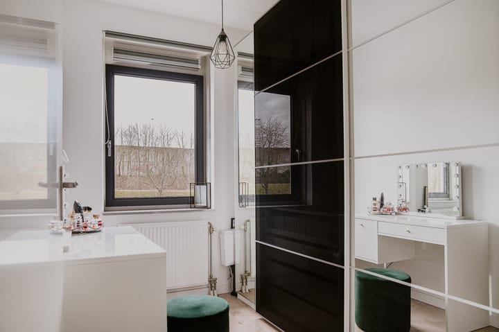 Foto 17 van Tinbergenplantsoen 39