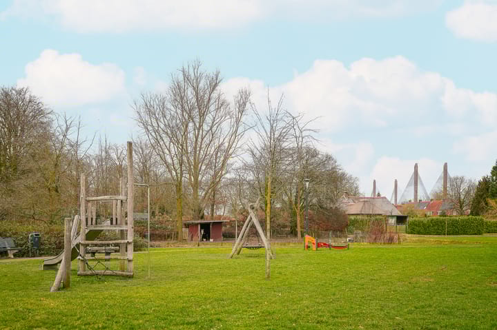 Foto 37 van Tinbergenplantsoen 39