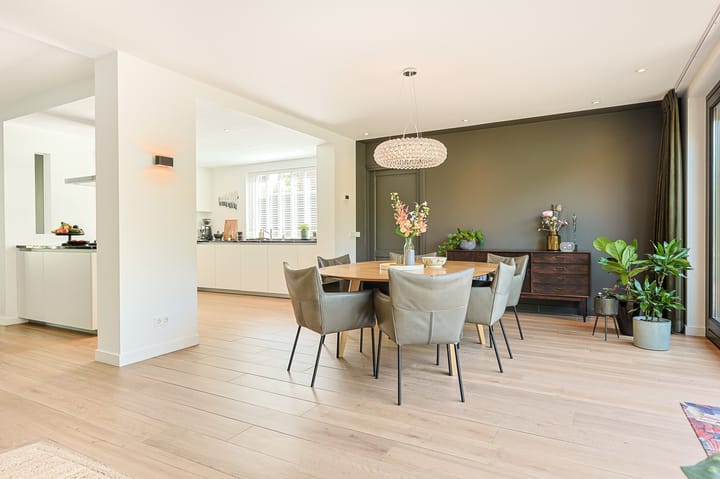 Foto 15 van Emmalaan 16