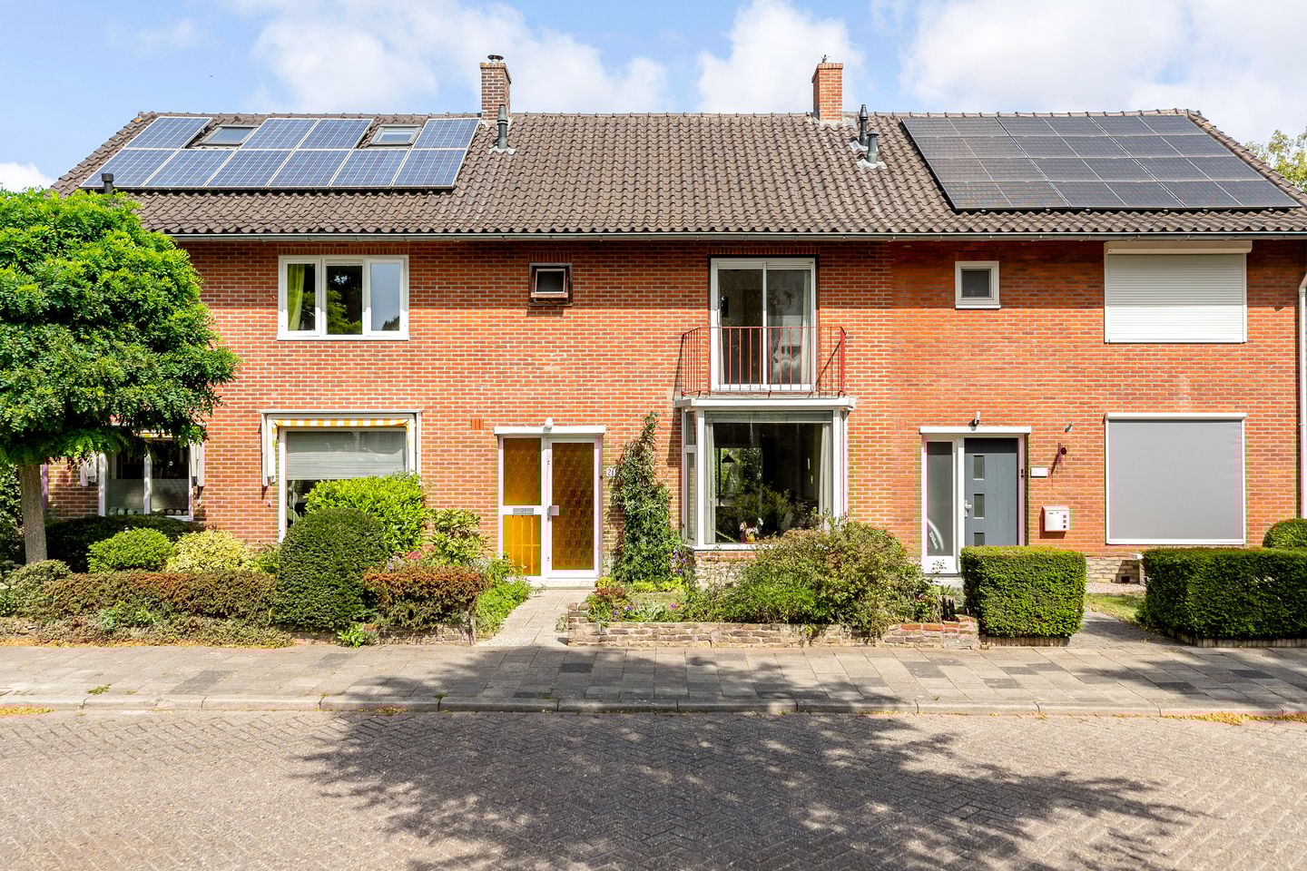 Photo 1 of Burg v d Weijerstraat 21