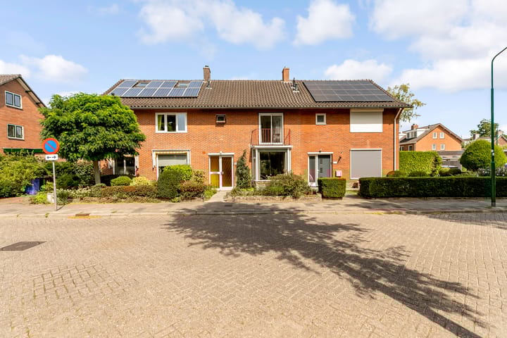 Photo 5 of Burg v d Weijerstraat 21