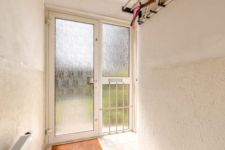 Photo 7 of Burg v d Weijerstraat 21