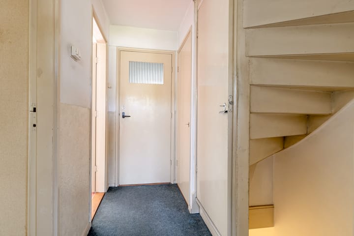 Photo 18 of Burg v d Weijerstraat 21