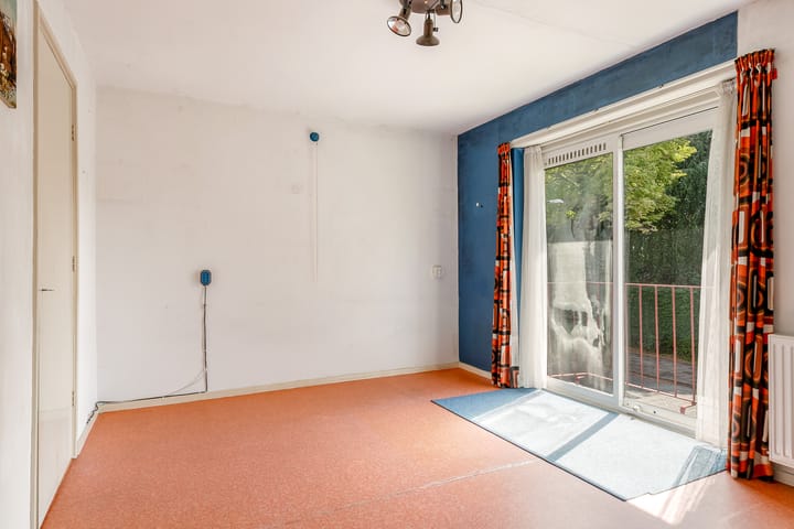 Photo 23 of Burg v d Weijerstraat 21