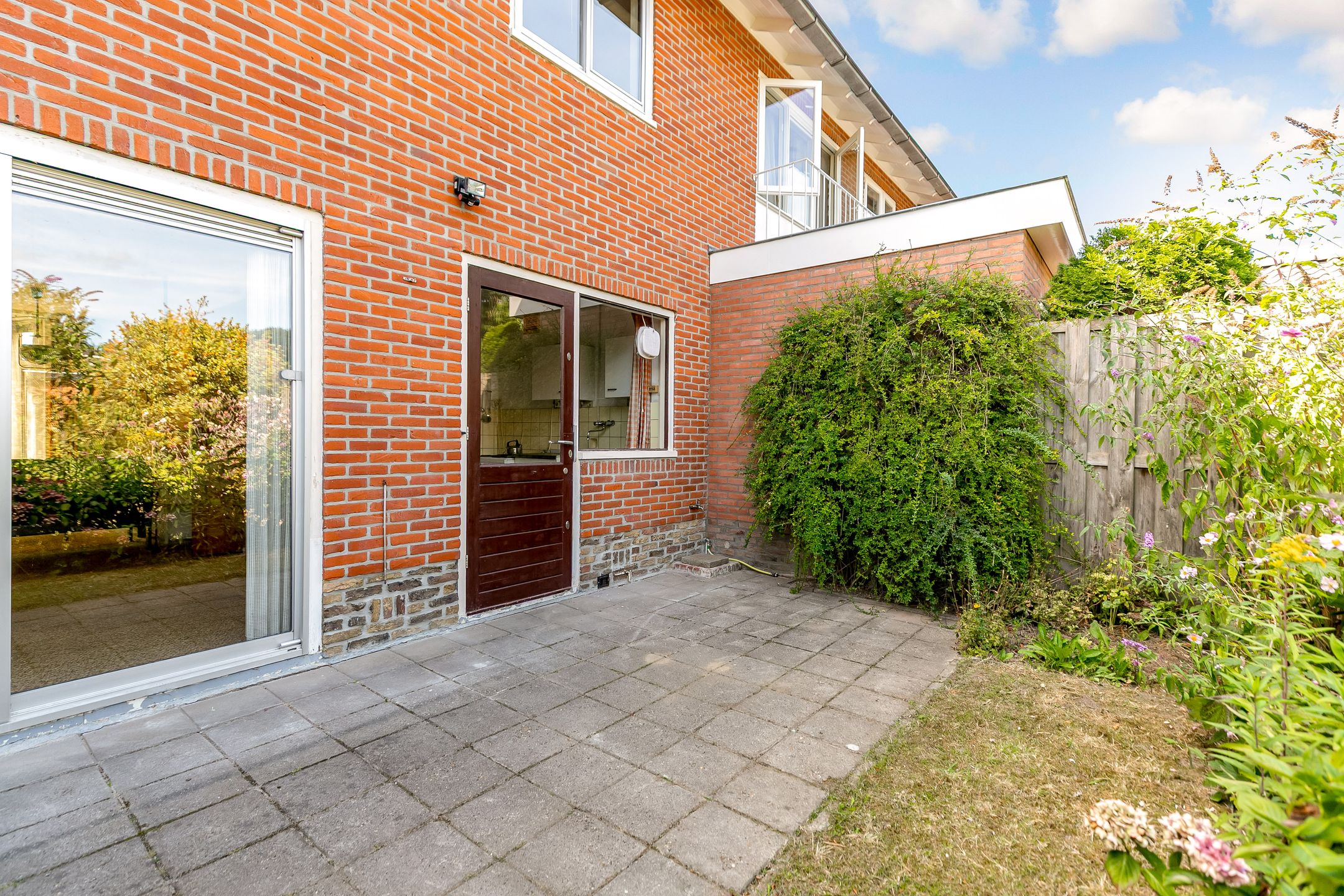 Foto 33 van Burg v d Weijerstraat 21