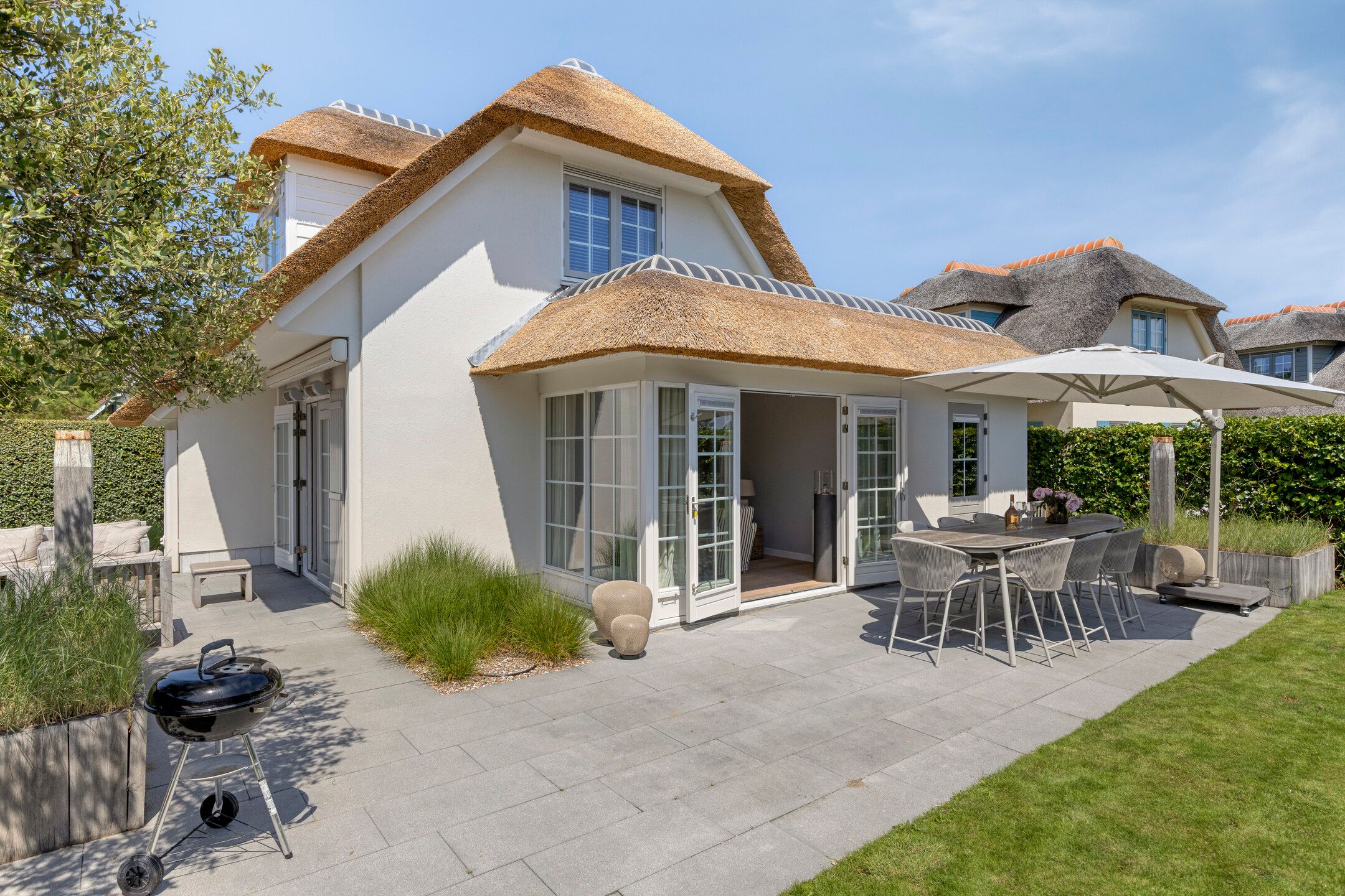 3-bedroom freehold villa in Domburg — photo 1 of 5