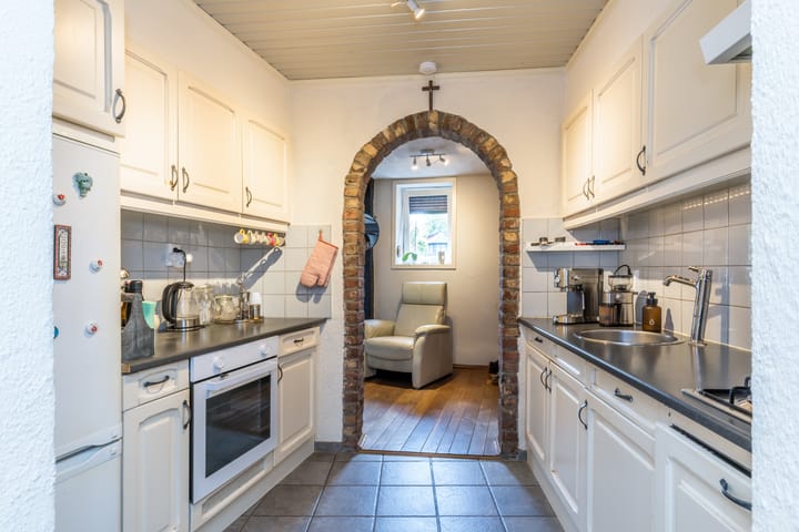 Photo 9 of Mgr. Brulsstraat 7