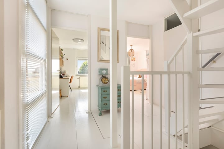 Foto 24 van Johan Ellenbergerstraat 42