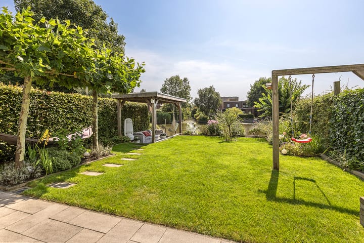 Foto 42 van Johan Ellenbergerstraat 42