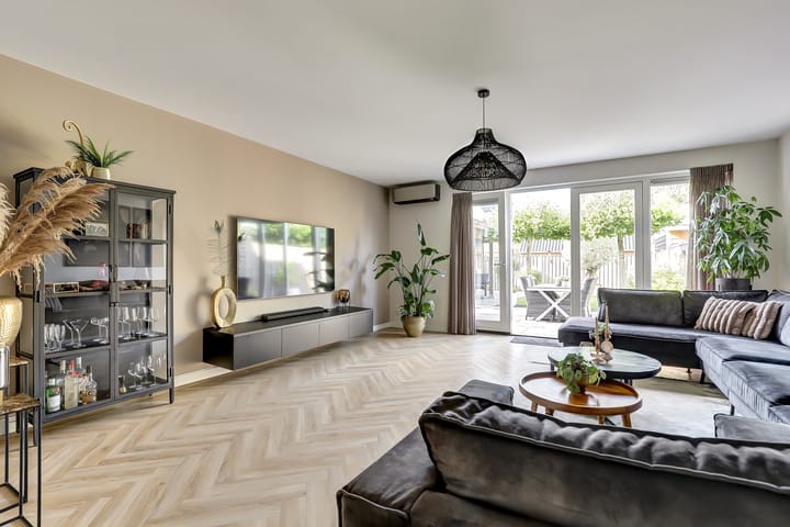 Foto 6 van Veldwachter 44