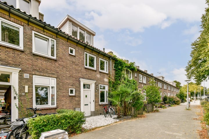 Foto 2 van Meteorenweg 261