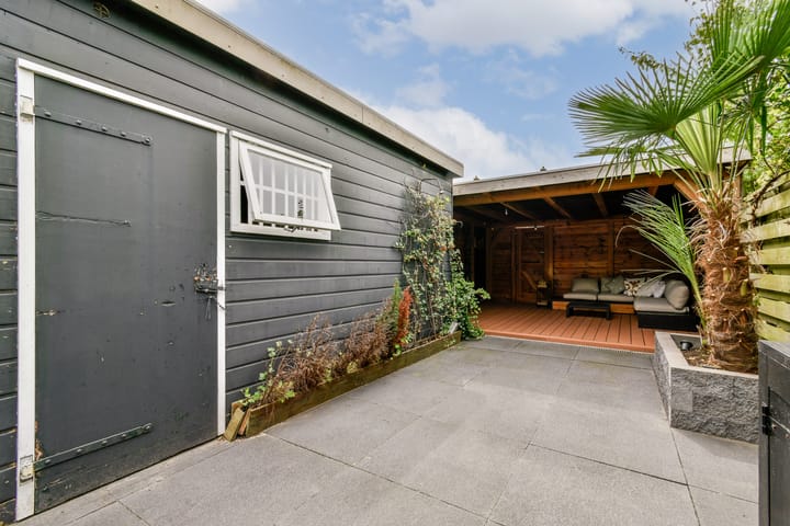 Foto 15 van Meteorenweg 261