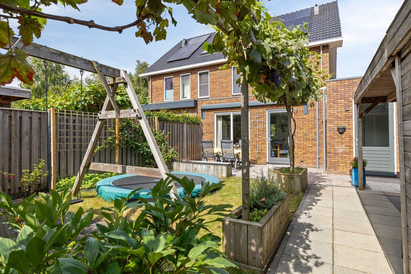 Foto 40 van Tamboer 13