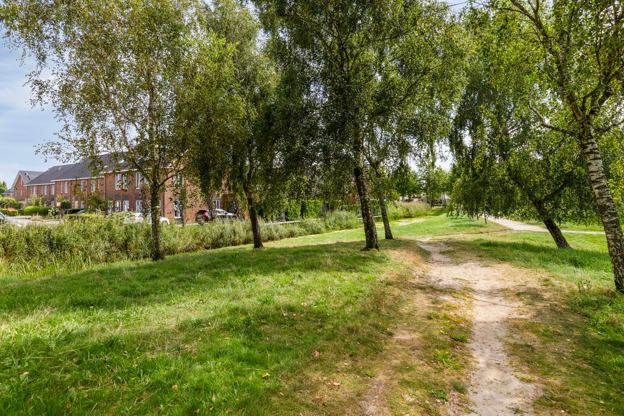 Foto 45 van Tamboer 13