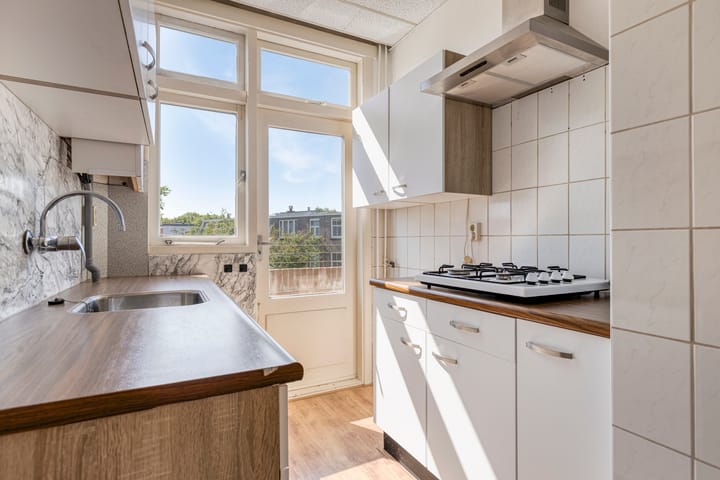 Foto 20 van van Sevenbergestraat 20