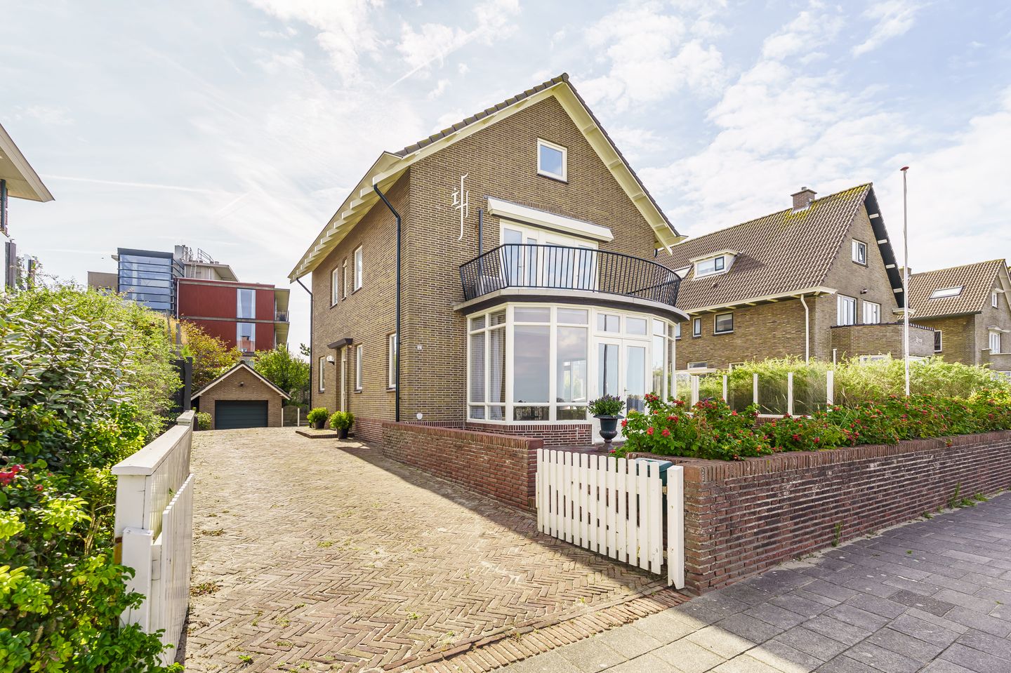 Foto 4 van Koningin Astrid Boulevard 37