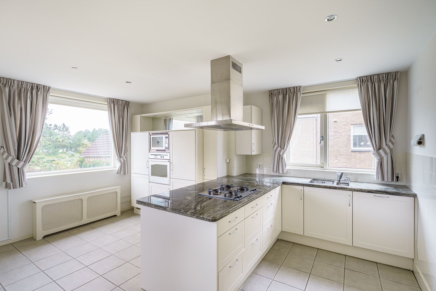 Foto 20 van Koningin Astrid Boulevard 37