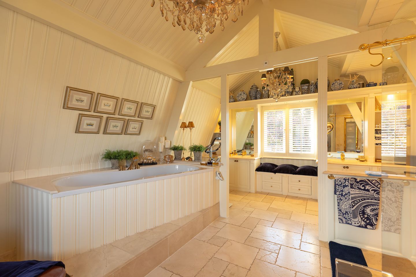 Foto 20 van Nieuw-Loosdrechtsedijk 219