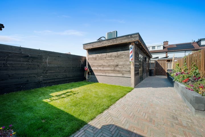 Foto 30 van Saturnusbaan 7