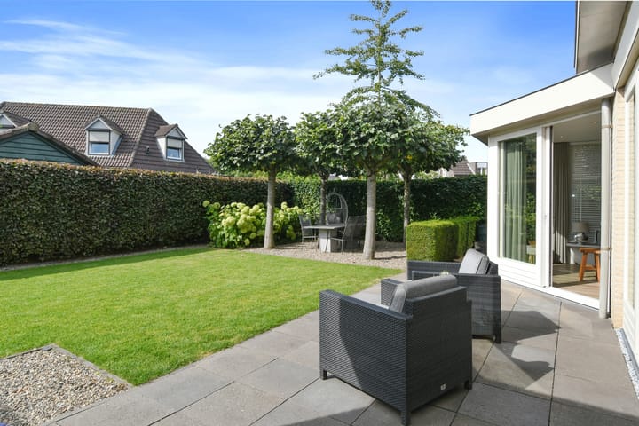 Foto 38 van Buizerdstraat 2