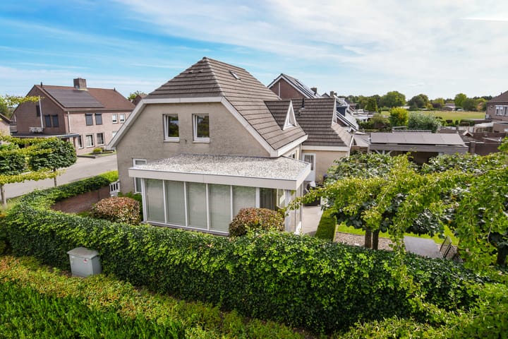 Foto 46 van Buizerdstraat 2