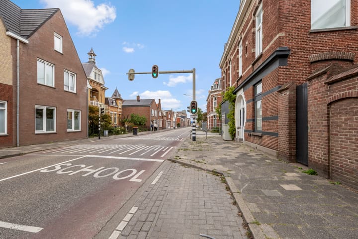 Foto 50 van Hulsdonksestraat 68