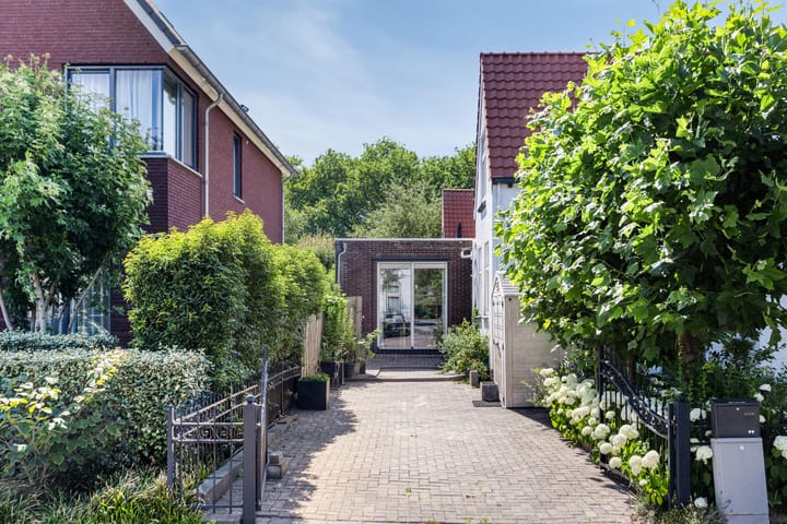 Photo 17 of Wethouder Venteweg 99