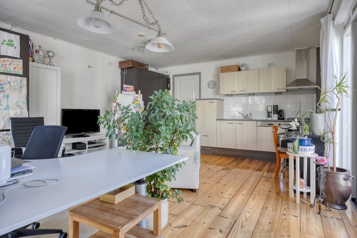 Photo 18 of Wethouder Venteweg 99